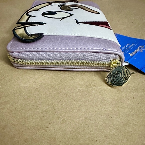 NWT Danielle Nicole Disney Mrs Potts Crossbody Shoulder Bag & Chip Wallet Bundle - Picture 13 of 16